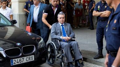 Ortega Cano ingresa en un hospital de Sevilla afectado por un herpes