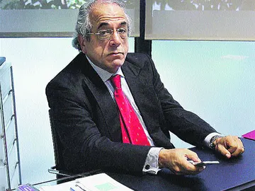 El fiscal pide 309 años para el doctor Morín por un centenar de abortos ilegales. El fiscal pide 309 años para el doctor Morín por un centenar de abortos ilegales.