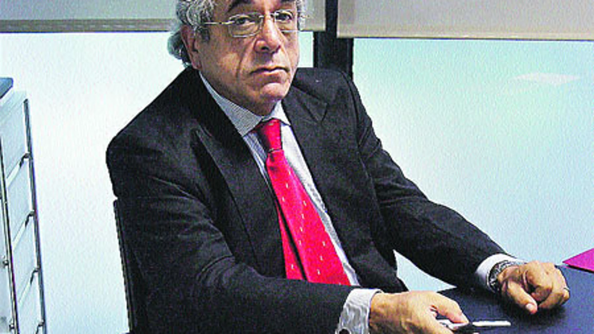 El fiscal pide 309 años para el doctor Morín por un centenar de abortos ilegales. El fiscal pide 309 años para el doctor Morín por un centenar de abortos ilegales.