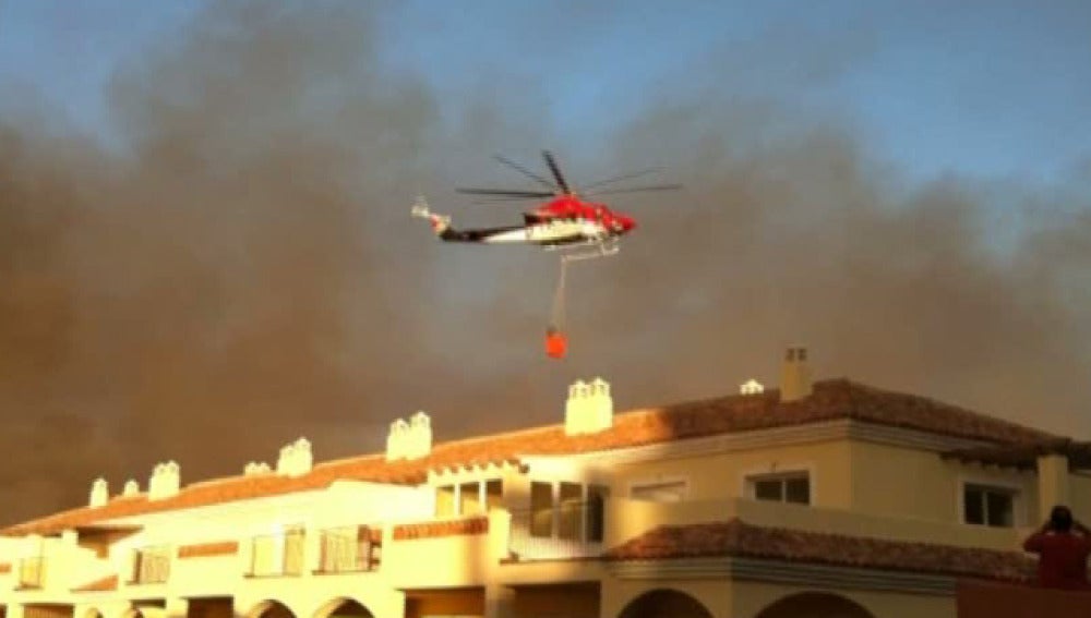 Todos los desalojados por el incendio de Mijas vuelven a sus casas