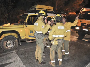 Efectivos en el incendio de Ibiza Efectivos en el incendio de Ibiza