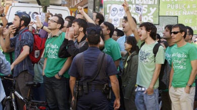 Pitos y gritos en la inauguración oficial del curso escolar de la Reina y Aguirre