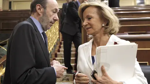 Elena Salgado junto a Alfredo Pérez Rubalcaba Elena Salgado junto a Alfredo Pérez Rubalcaba