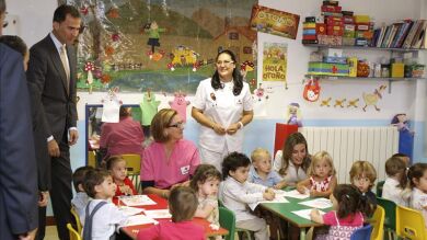 Los Príncipes visitan el Centro de Día Infantil de Salamanca