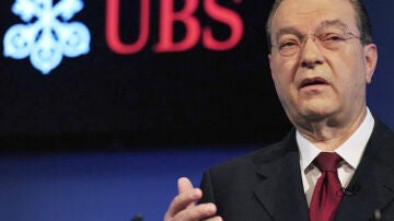   Dimite el consejero delegado de UBS por el agujero financiero
