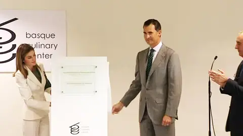 Los príncipes en la inauguración del BCC en San Sebastián Los príncipes en la inauguración del BCC en San Sebastián