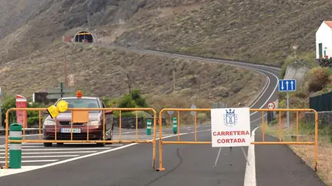 Todo preparado en el Hierro para reaccionar ante nuevos seísmos Todo preparado en el Hierro para reaccionar ante nuevos seísmos