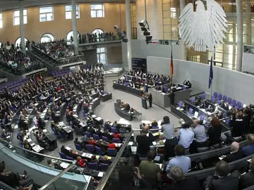 El Bundestag aprueba la ampliación El Bundestag aprueba la ampliación