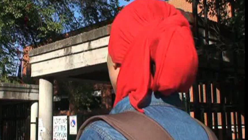 Expulsada de un examen por llevar hiyab
