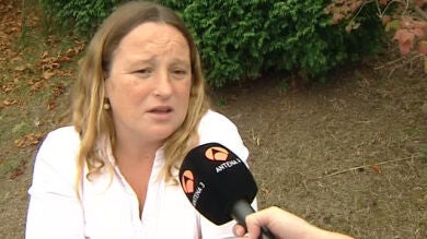 Una mujer devuelve un sobre de 6.000 euros que se encontró en la calle 