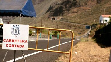 Detectada actividad volcánica bajo el mar al sur de la isla de El Hierro