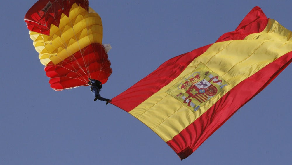 Descenso con la bandera (12-10-2011)