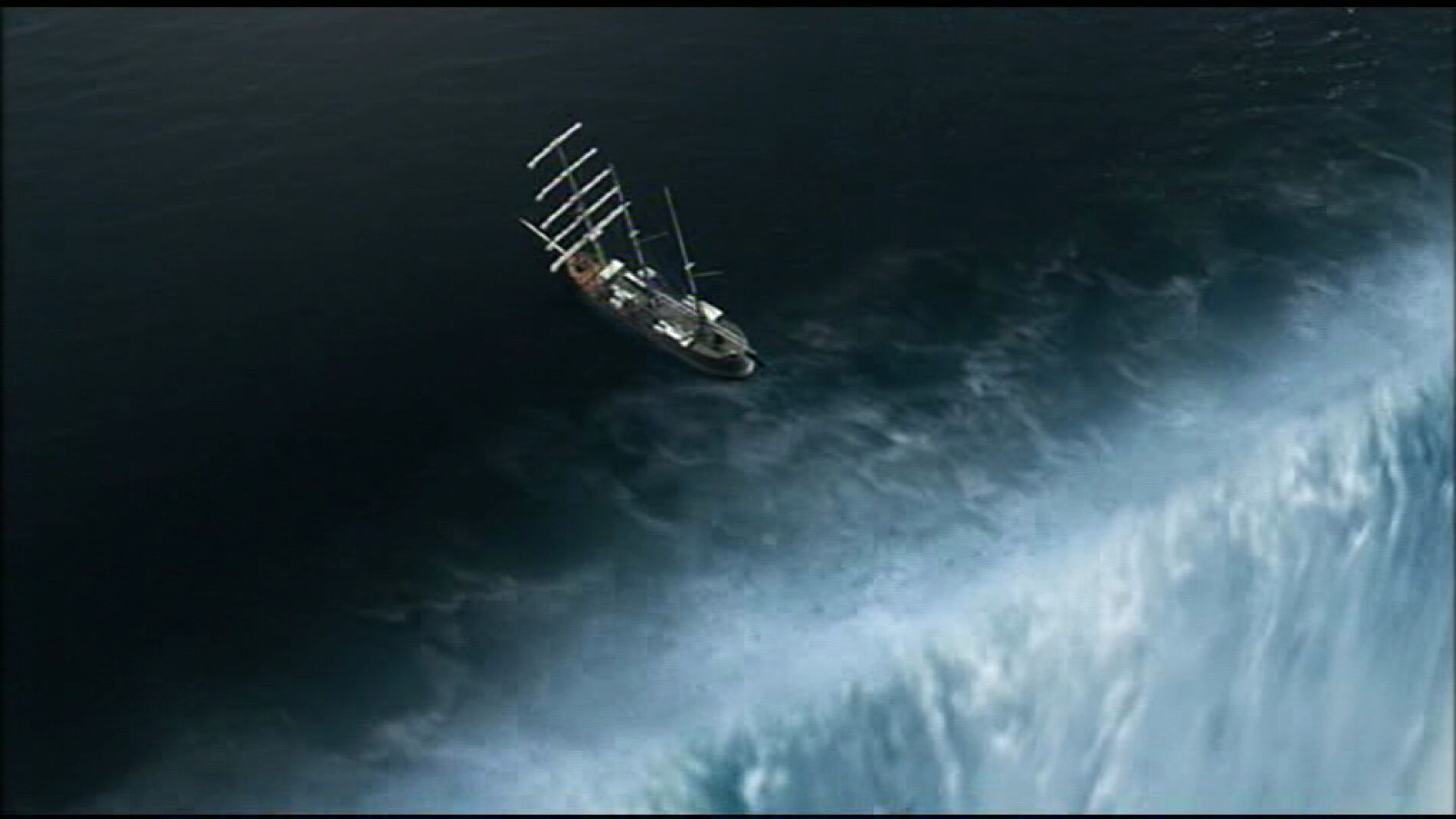 El Barco, al borde de la catarata