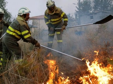 Incendios activos (16-10-2011)