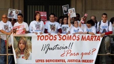 Entre el dolor por Mari Luz y Marta del Castillo y la furia de la naturaleza
