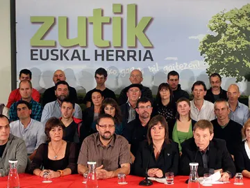 La izquierda abertzale pide el cese de la violencia La izquierda abertzale pide el cese de la violencia