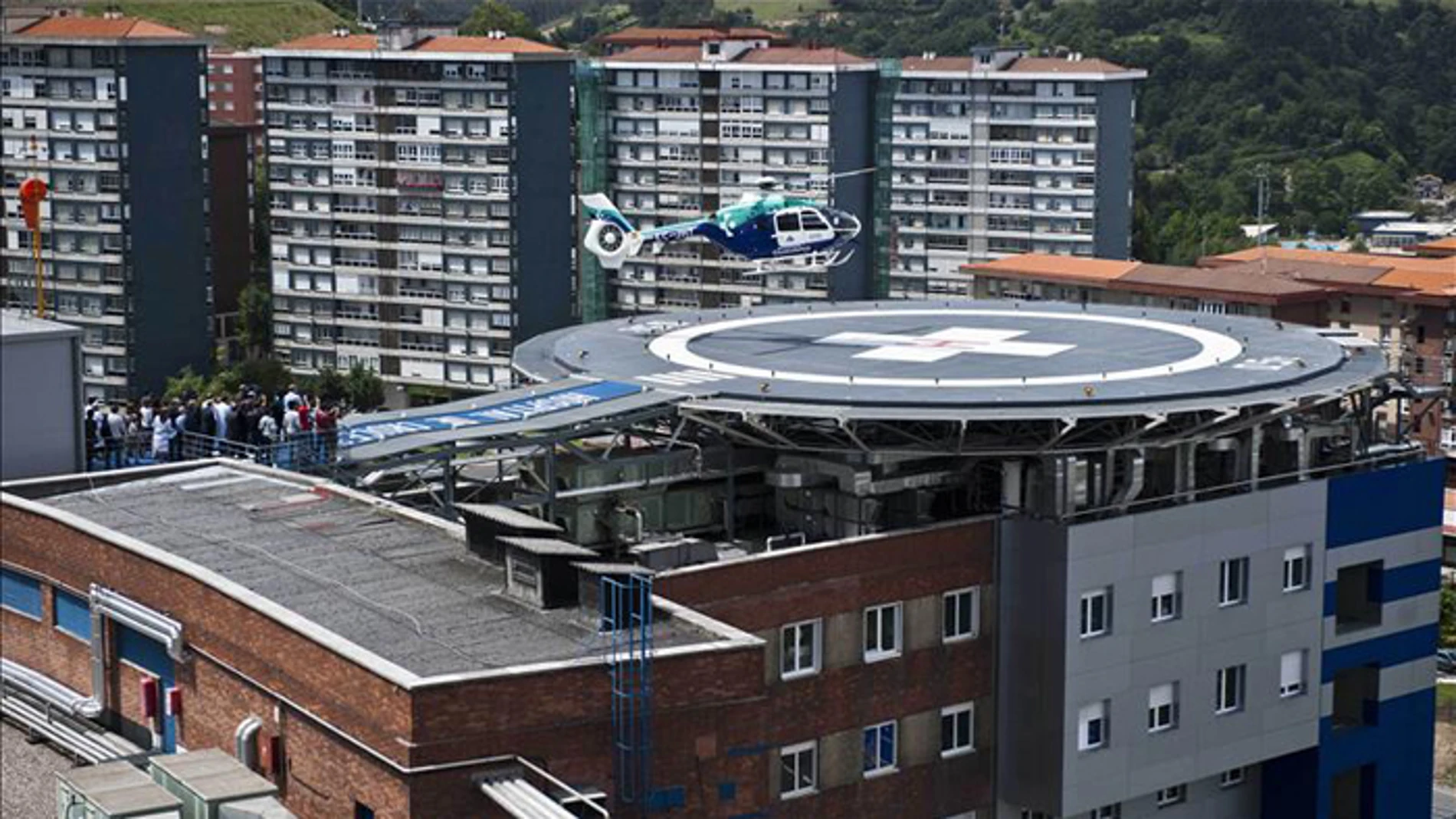 Muere el niño que se quemó al explotar un bidón con líquido inflamable Muere el niño que se quemó al explotar un bidón con líquido inflamable