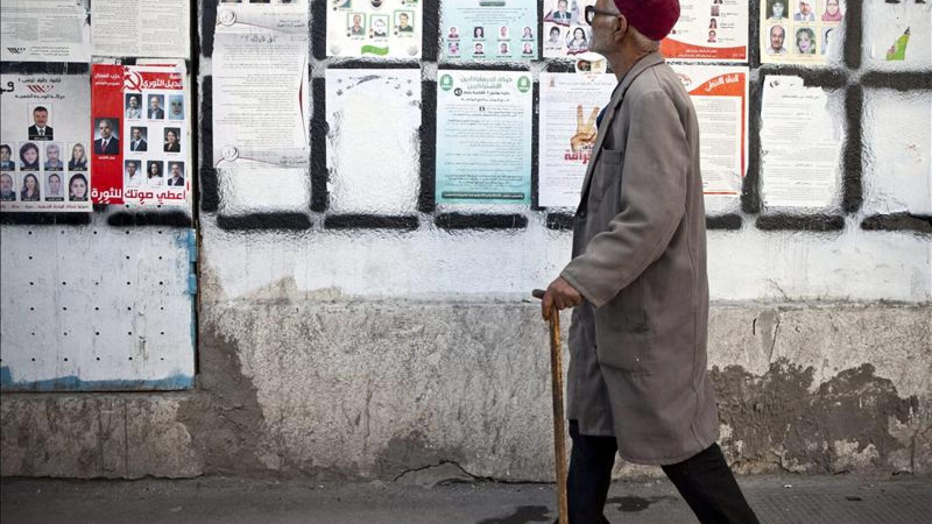 T&uacute;nez vive una tranquila jornada de reflexi&oacute;n ante unos comicios hist&oacute;ricos