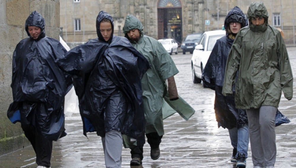 Alerta por lluvias y vientos
