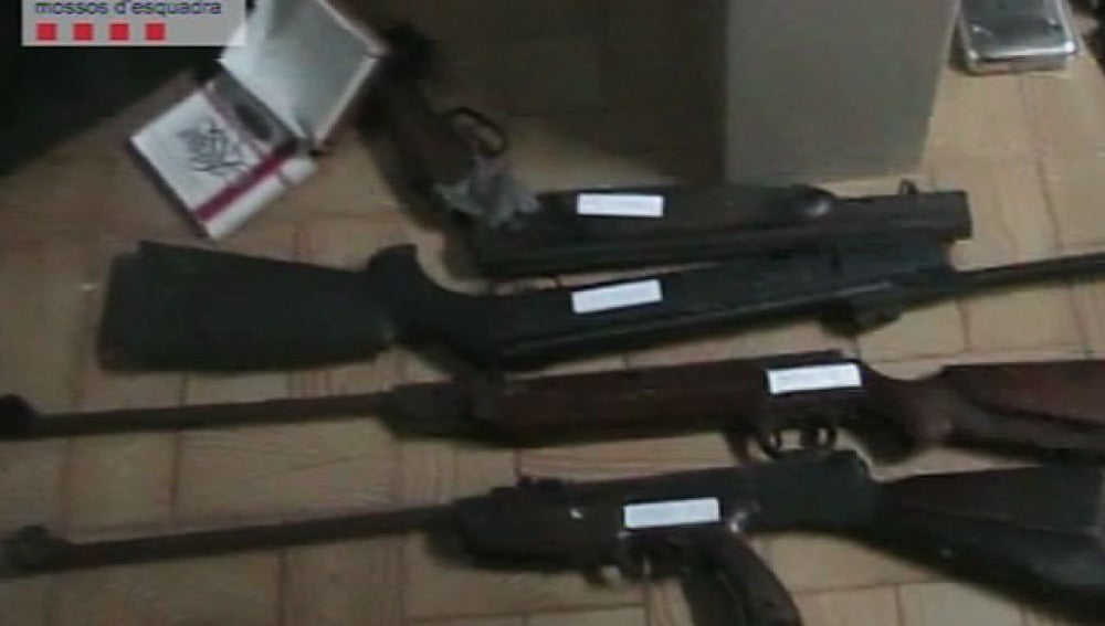 Armas requisadas por los Mossos d'Esquadra