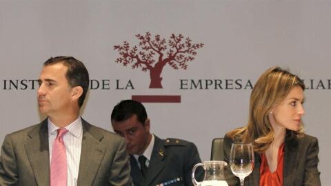 Los Pr&iacute;ncipes de Asturias durante la inauguraci&oacute;n del XIV Congreso de Empresa Familiar