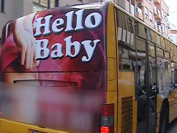 Autobús con anuncio de prostitución en Valencia Autobús con anuncio de prostitución en Valencia