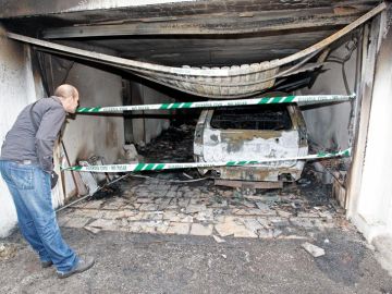 Explosión en un garaje en Mojácar (Almería) Explosión en un garaje en Mojácar (Almería)