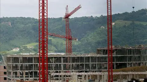 Construcción de nuevas viviendas Construcción de nuevas viviendas