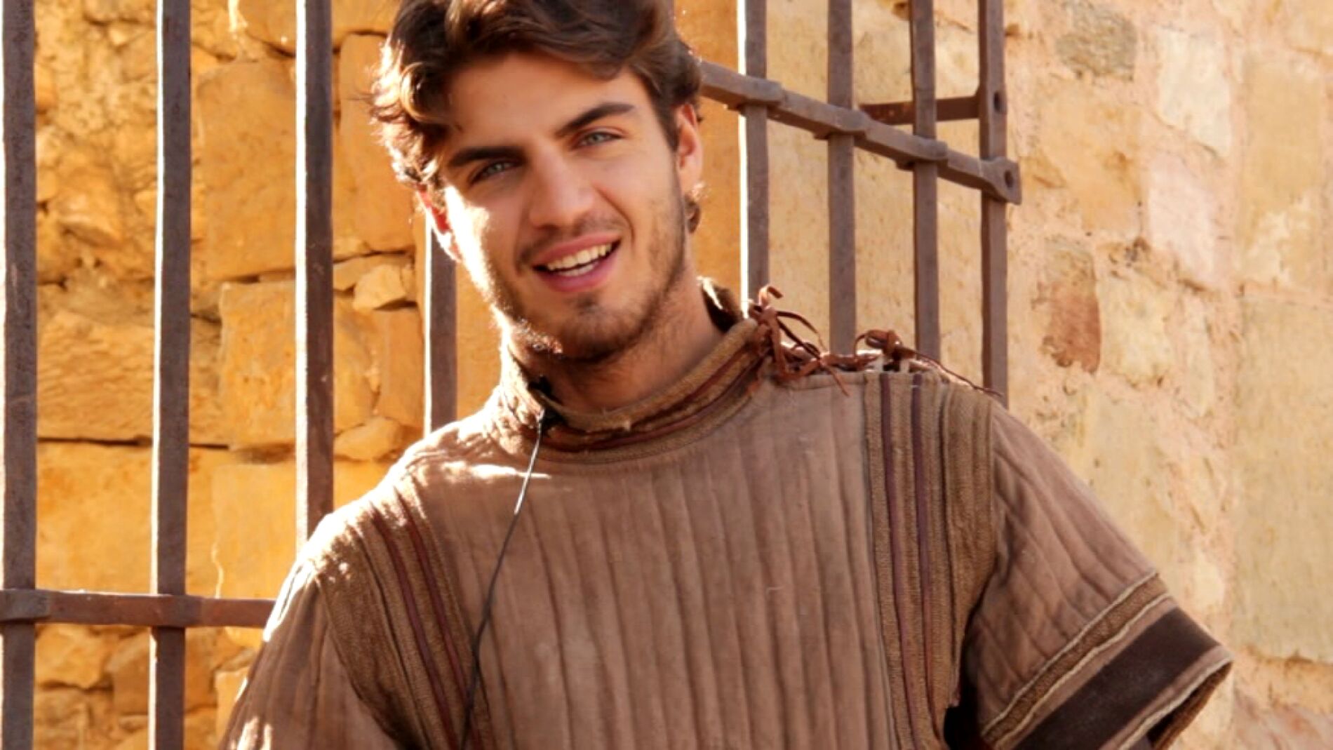 Entrevista a Maxi Iglesias de Toledo