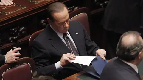 Berlusconi dimitirá después de aprobar las reformas económicas Berlusconi dimitirá después de aprobar las reformas económicas