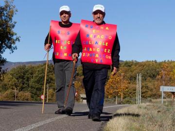 Un alcalde comienza una marcha para pedir soluciones a la deuda