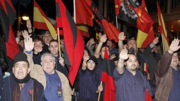 Seguidores falangistas concentrados en el centro de Madrid