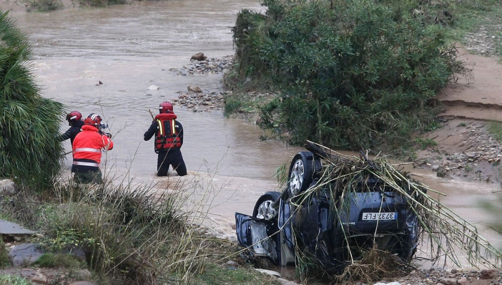 Los servicios de emergencia buscan al hombre desaparecido en Onda