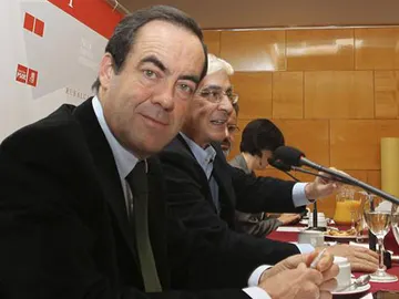Bono cree que el PSOE tiene que continuar en la dirección de España Bono cree que el PSOE tiene que continuar en la dirección de España