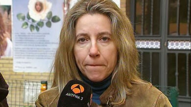 Eva Casanueva: 