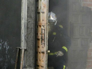 Se investiga si el incendio del Teatro Albéniz ha sido intencionado o fortuito 