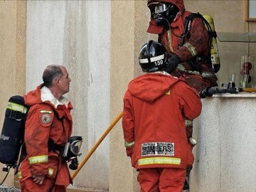 Un incendio obliga a evacuar a 67 internos de un centro psiquiátrico en Ador