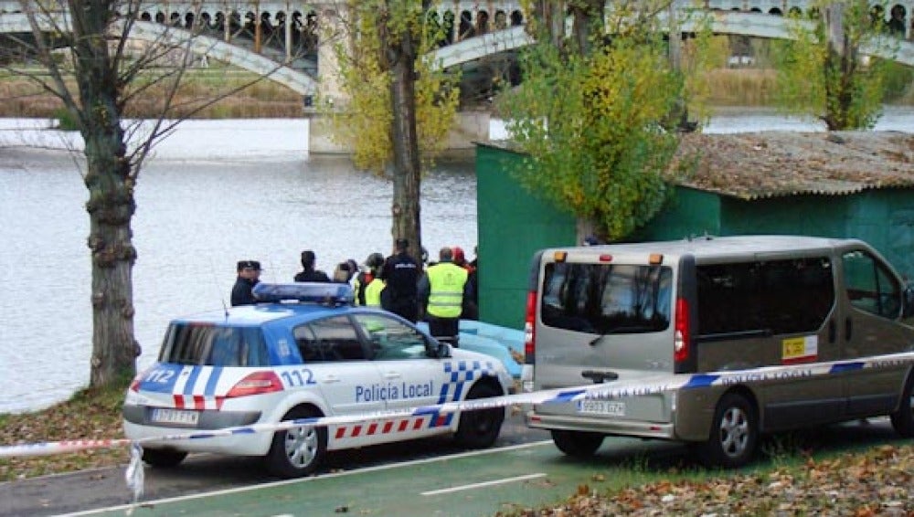 Hallan el cadáver de una mujer en el Tormes