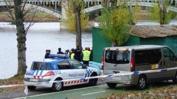 Hallan el cadáver de una mujer en el Tormes