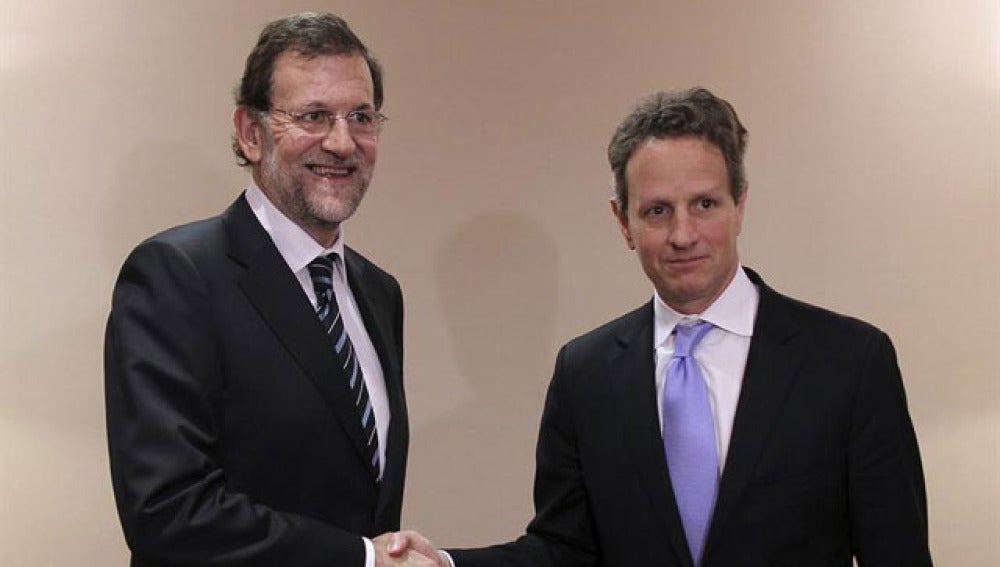 Geithner apoya a Rajoy en sus líneas de actuación en materia económica 