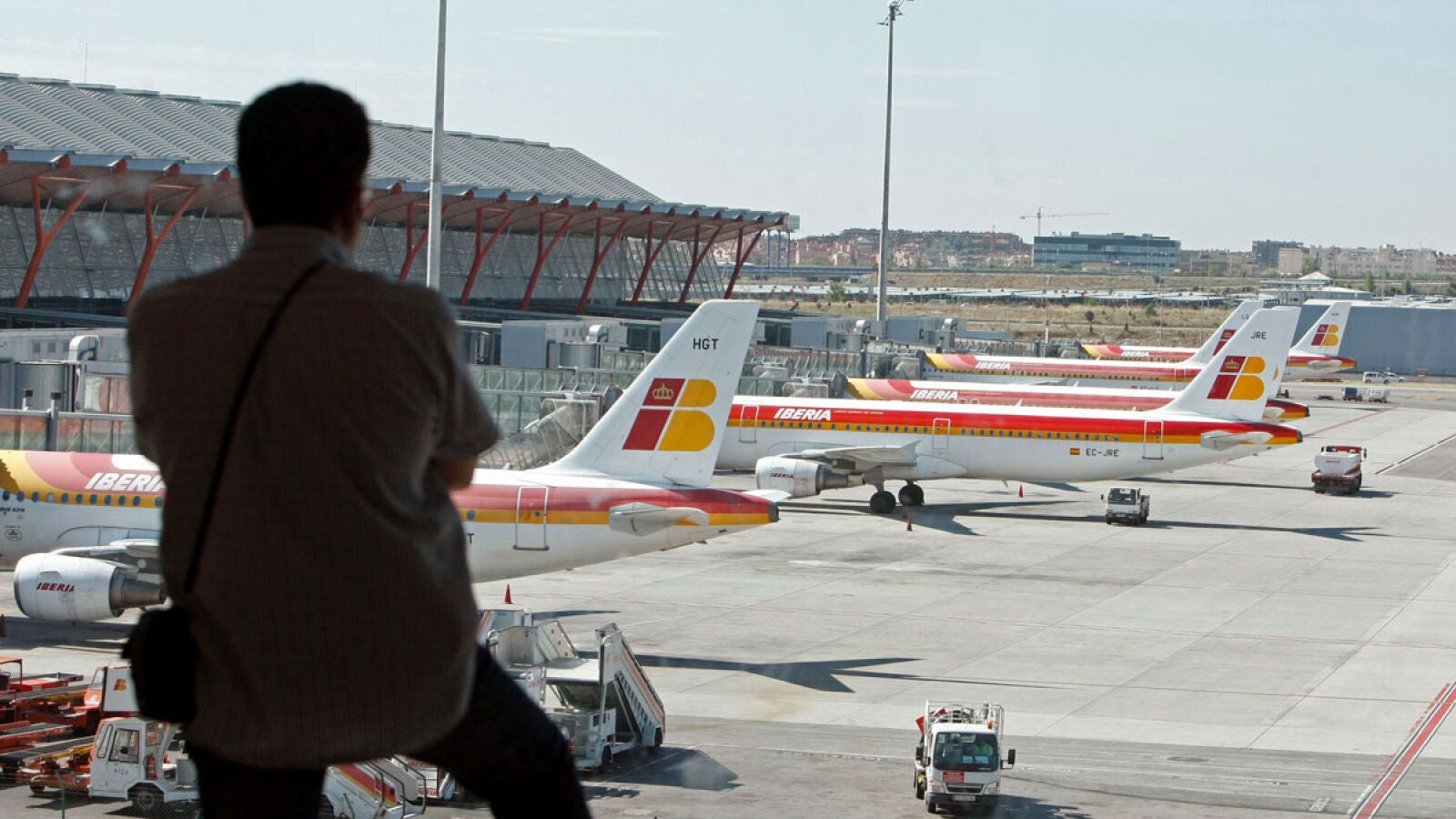 El Gobierno aprueba el descuento del 75% en transporte aéreo y marítimo para los no pensinsulares