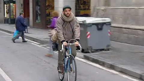 Quitan 4 puntos a un ciclista ebrio que no tiene carné Quitan 4 puntos a un ciclista ebrio que no tiene carné