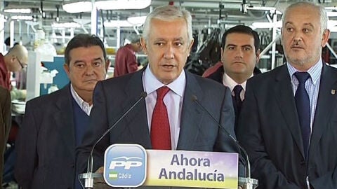 Arenas dice que Espa&ntilde;a recupera prestigio en UE con la comparecencia de Rajoy 