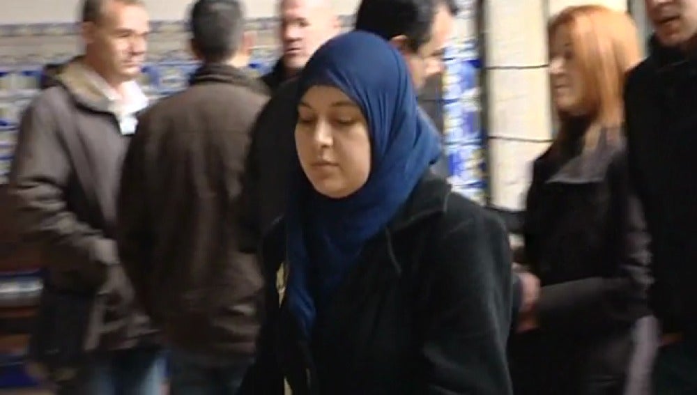 Juzgan a una mujer marroquí por el intento de asesinato de su hija de menos de un año