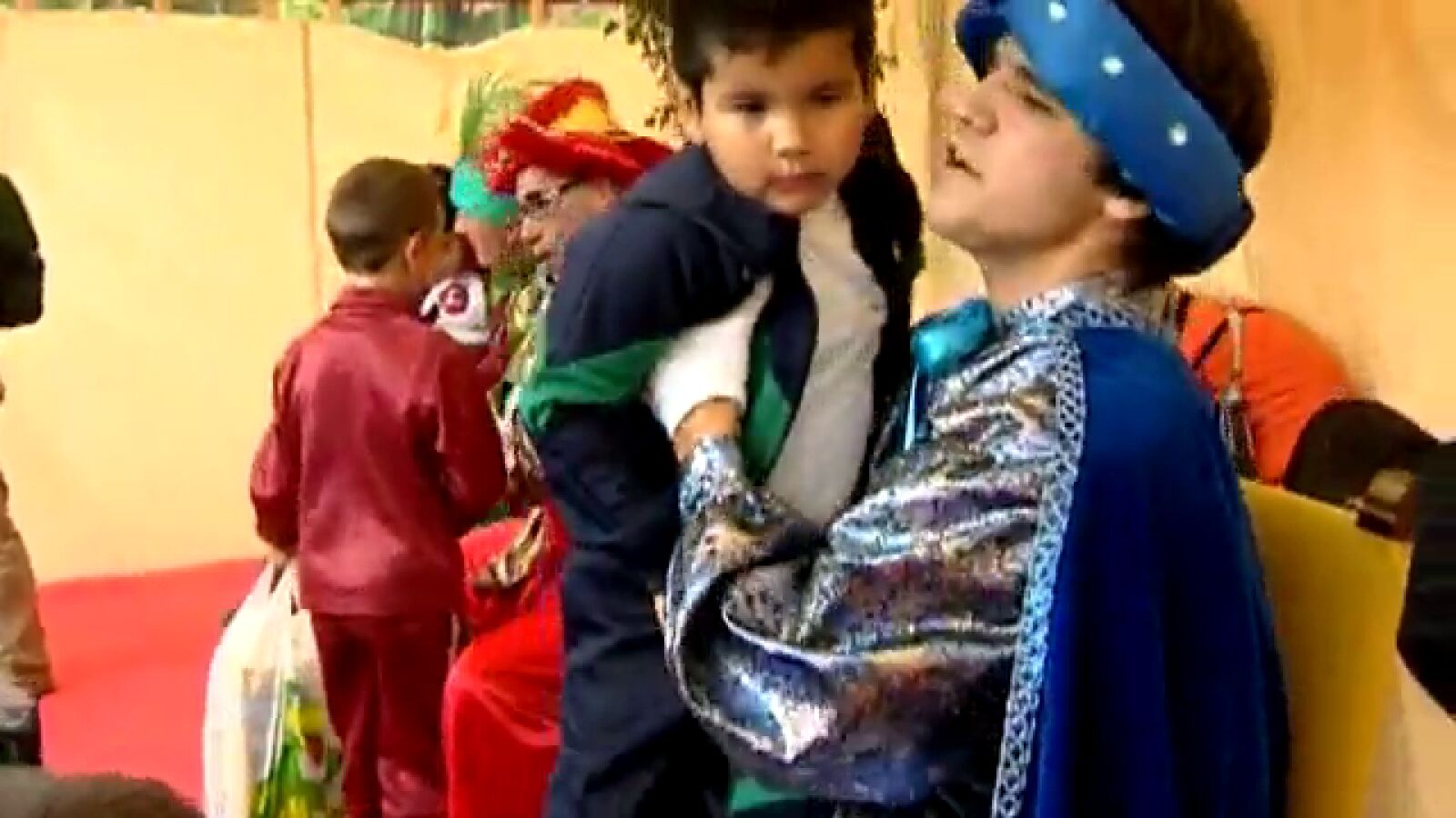 Campaña solidaria de recogida de juguetes de la Casa Galicia