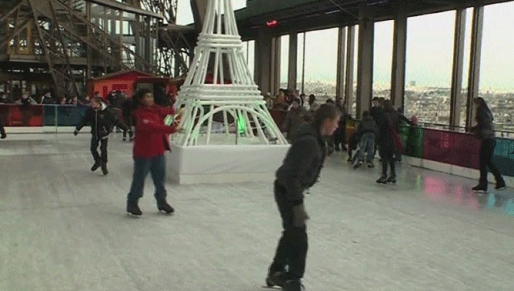 Patinaje en la torre Eiffel