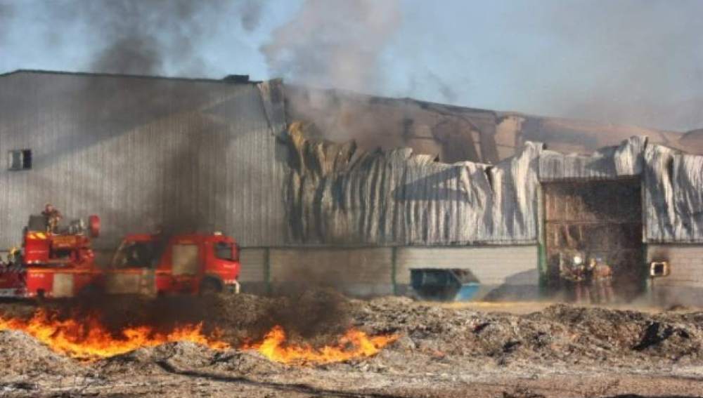 Arde una conservera en Cangas do Morrazo
