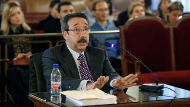El sastre José Tomás insiste en que a Camps no se le cobraban los encargos