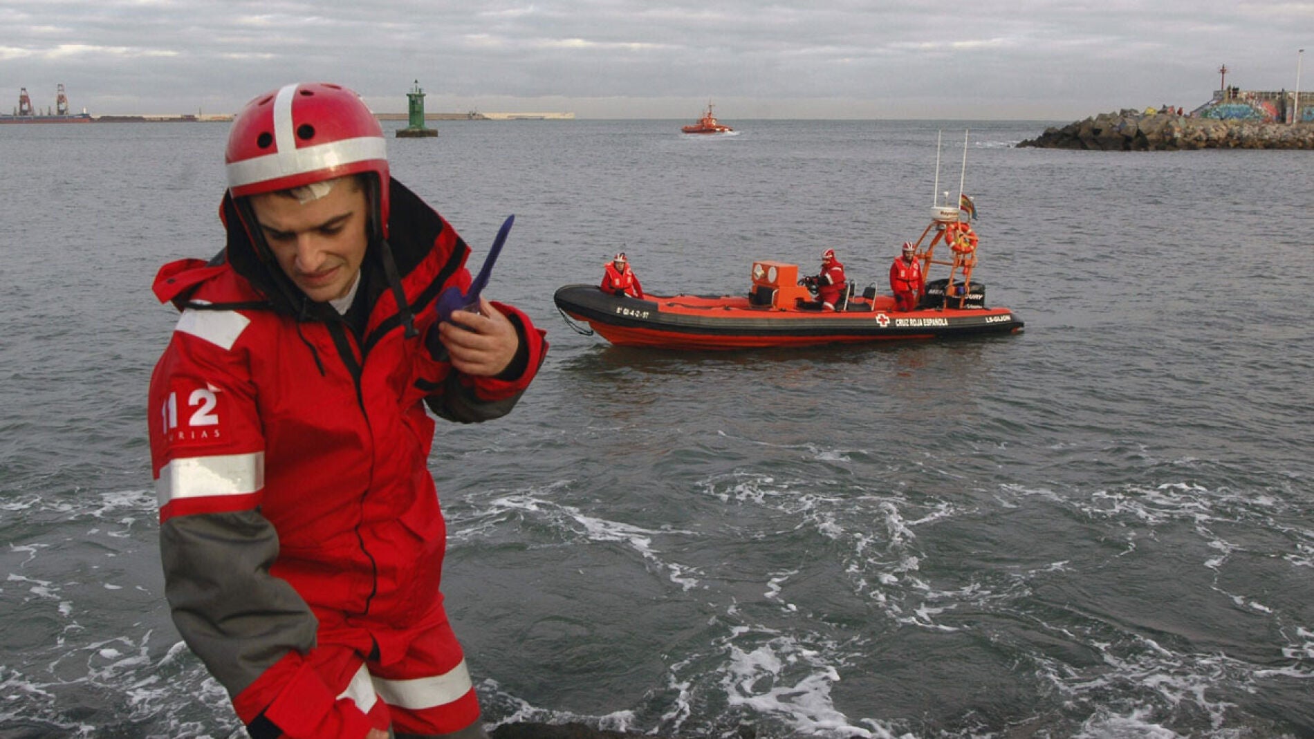 Los Servicios de Salvamento en el puerto de Gij&oacute;n