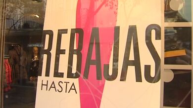 Las rebajas se adelantan en Madrid y Murcia con más descuentos y previsión de ventas